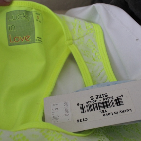 the softest work out top - Picture 8 of 8